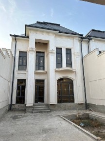 Продается котедж в центре города