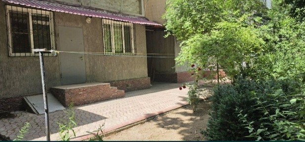Продаётся квартира на Ттз-4, 4/1/4 улучшенная планировка