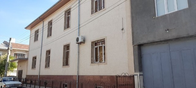 Продается евродом 3 уровня