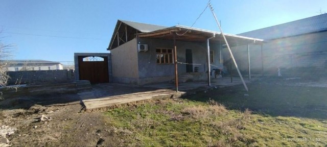 Зомин шаҳар 6 сотих 4 хона яшаш учун барча шароити бор