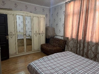 Продается дом 3 в 4 комнатный с участком в МирзоУлугбекском районе