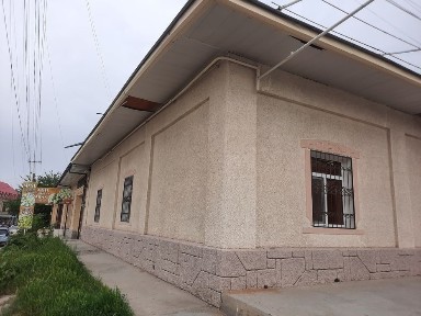 Продаётся двор собственный. 4.5 соток. Угловой дом.