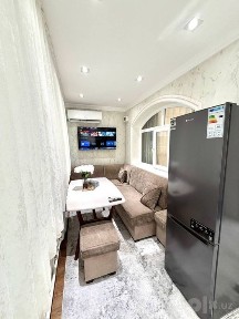 м. Г.Гулям Ц-15 Джангох КФС 3-комн 3/4 71 м² кирпич евроремонт меб/тех