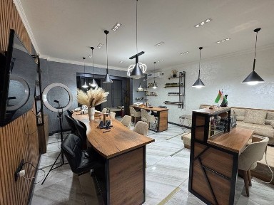 Аренда кабинета в центре / Маникюр и педикюр
