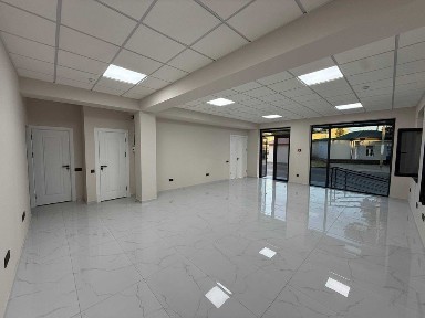Мирабад | Космонавты - Сдается в аренду помещение вдоль дороги 312м2