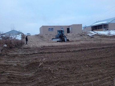 Уй сотилади. Кировда. 9 мактаб оркасинда. Зарафшон кучада