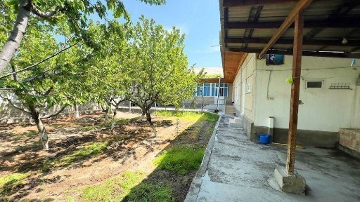 Xovli uy sotiladi. Fargona Vodil