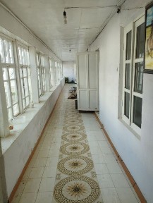 Shahar markazidan hovli sotiladi