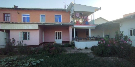 Котедж сотилади Карши