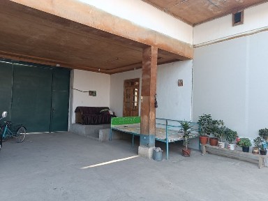 Arzon uy Chorshanbe