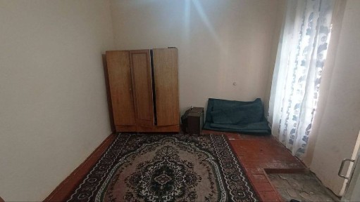 Kvartira o'g'il bollarga