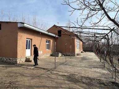 Ҳовли сотилади 18 сотох