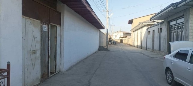 Ховли турар жой сотилади