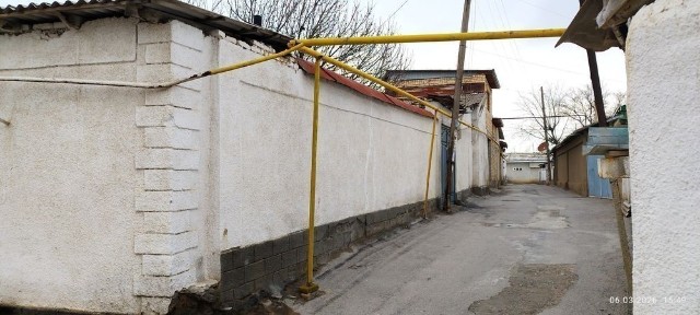 Очень срочно продаётся дом в городе ориентир гор ГАИ