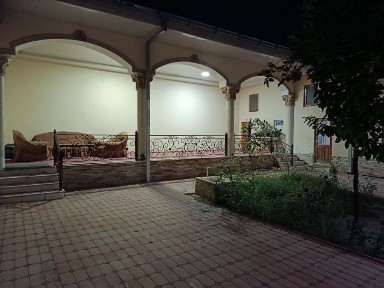 Продаётся свой дом без агенства, ул. Ат-Термизи дом 12, Дошкольный.