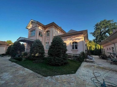 Сдается в аренду Дом, можно под офис ( н523 )
