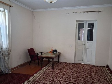 Kvartira bor hovli