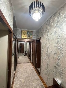 5 хонали уй сотилади, Жасорат кучаси