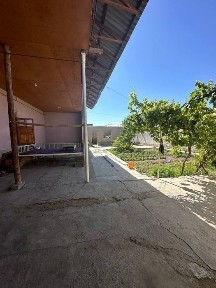 Hovli tezda sotiladi