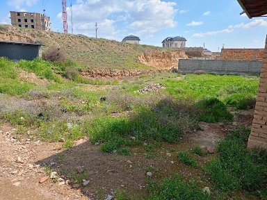 Участок сотилади