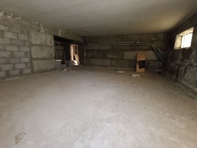 2xonali uy qilishga tayyor 52m²li padval sotiladi