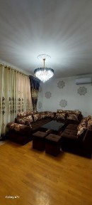 Продаётся квартира центре города, ориентир NBU или кинотеатр Бухора