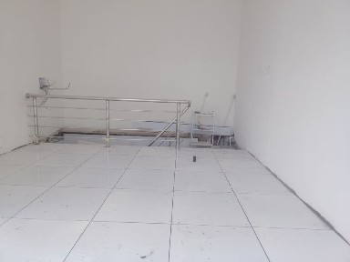 Продаётся магазин 24 кв. м с подвалом 24 кв. м