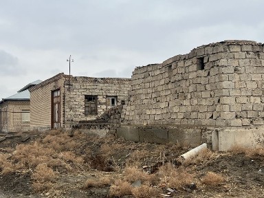 Участка сотилади
