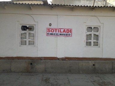 Shaxar markazida tayor hovli