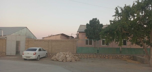 Kogon gorodda uchastka sotiladi