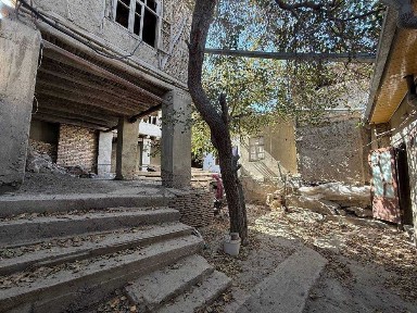 TAYYOR 2.1 SOTIQLI hovli sotiladi #a654