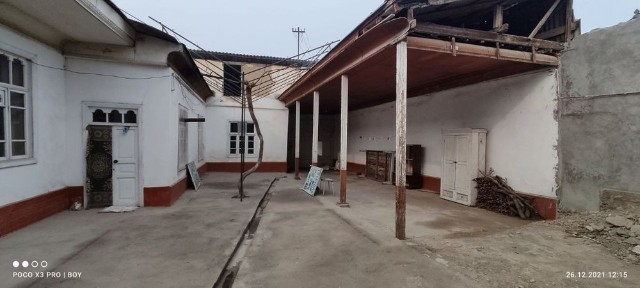 Андижон Шахар да уй ховли зудлик БН сотилади