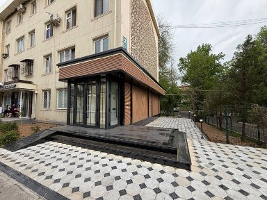 Продаётся (НЕ ЖИЛОЕ) Яккасарайский район Ориентир: Текстильный Мост