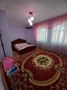 Урганч шахар Ал Хоразмий кучасида 3 хонали уй ижарага берилади.