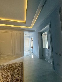 Уч кахрамон постидан 6 км кирганХожи ота 2 этажли 5 соток уй сотилади
