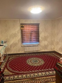 Продам дом находится в центре Газалкента
