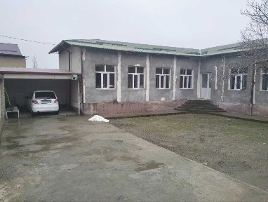 Продаётся участок 4,3 сотки, с домом 5 комнат.