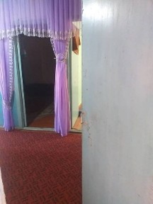 Uy sotiladi kriditi yoq 3 xonali 2 chi qavatda jizzax viloyati zafarob