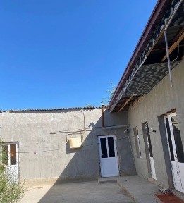 Navoiyda hovli sotiladi 3sotix qolganini telda gaplashamz