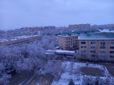 Трёх листник домдан квартира сотилади
