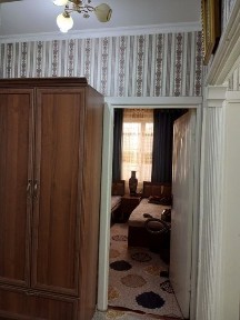 Продам 3-комнатный квартиру с мебелями.
