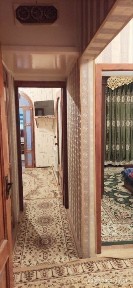 2-xona 3-xona qilingan 2-etaj. Padezli skvaznoy 5-etajli uy.