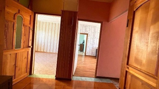 Просторная 3-комнатная квартира, кирпичный дом