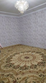 Ховли уй жихозлари билан сотилади
