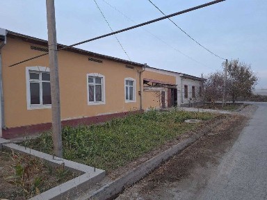 Пичокчи кишлогида 600 м. кв Наъмунали уй сотилади