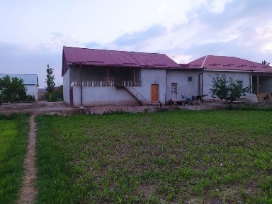 Ховли жой барча кулайликларга ега янги шовот йоли -14кмда