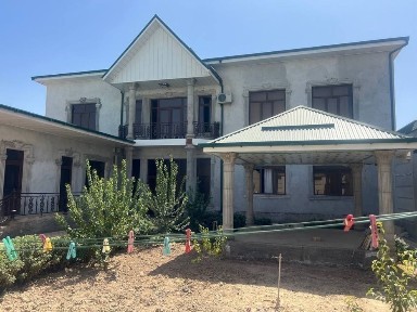 Hovli sotiladi Qarshi shahrida