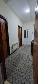 Квартира бор. Катта йул юзида.