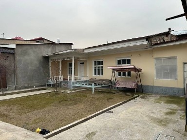 Shayxontoxur Tuman Kokcha maxalasda 5.7 sotuvli holi