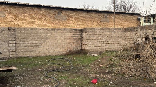 Продается участок хорошо подходит под дачу